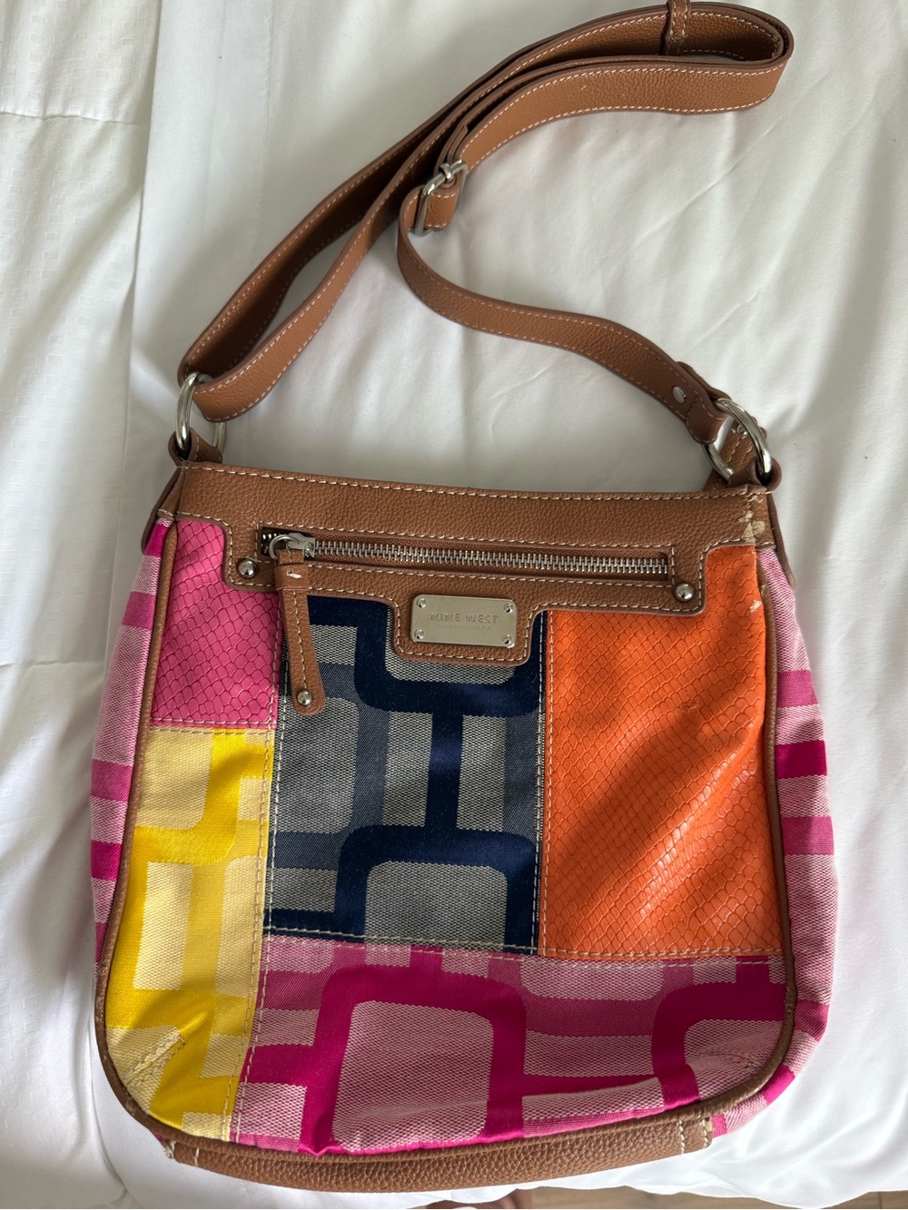 Nine West Colorblock Signs Jacquard
Crossbody Bag